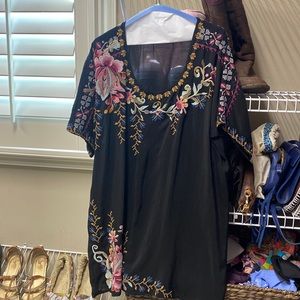 Johnny Was tunic Medium